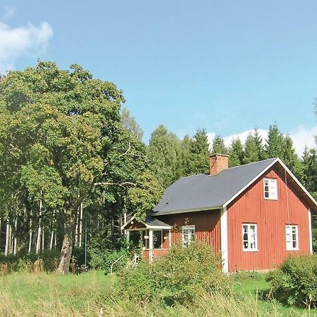 2 Bedroom Stunning Home In Molkom Sutterhojden المظهر الخارجي الصورة