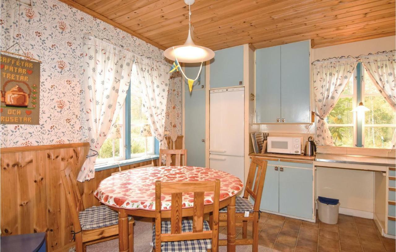 2 Bedroom Stunning Home In Molkom Sutterhojden المظهر الخارجي الصورة